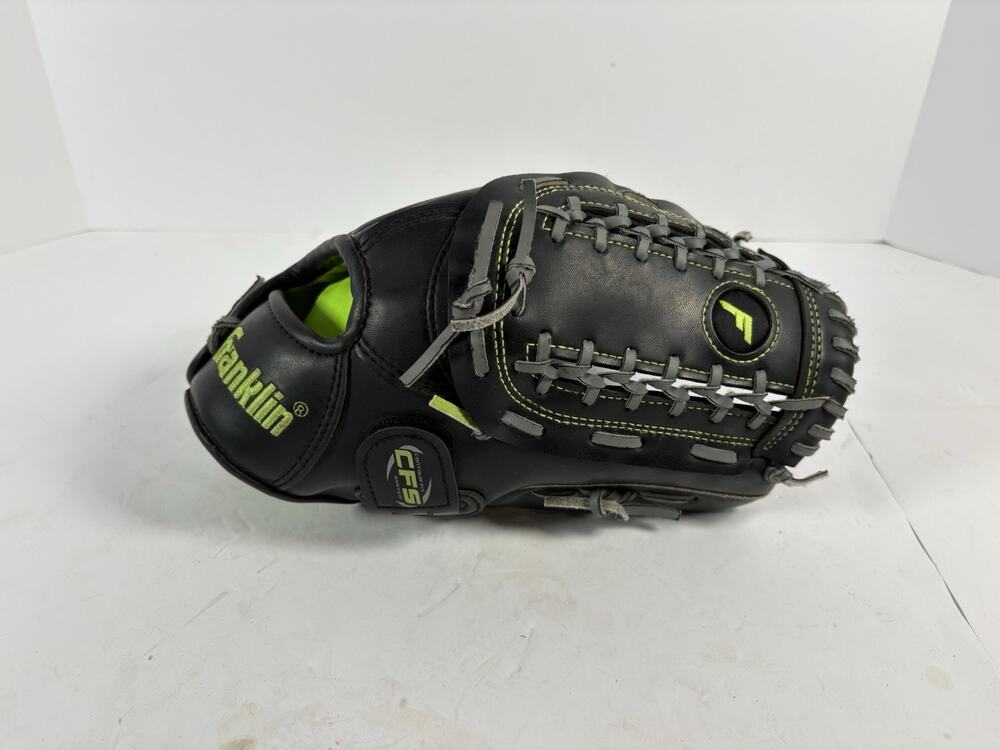 Franklin Fieldmaster 22601 12” Baseball Softball Glove Black Green RHT